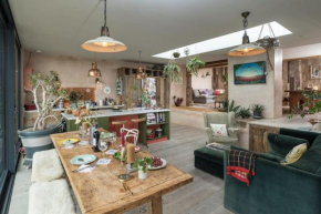 Bohemian Luxury House - Beautiful View - 10min to Bath